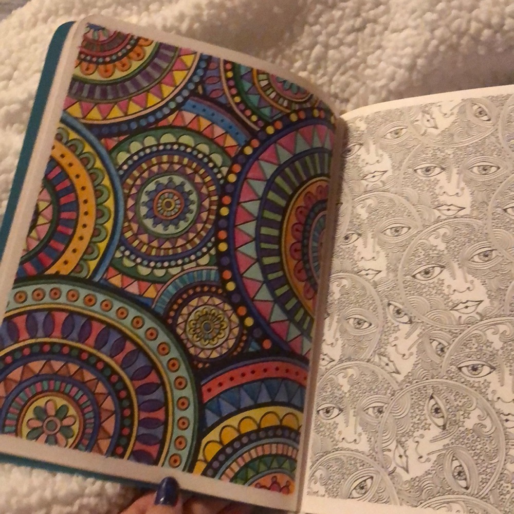 🔴Posh Coloring Book - Picture 2 of 10